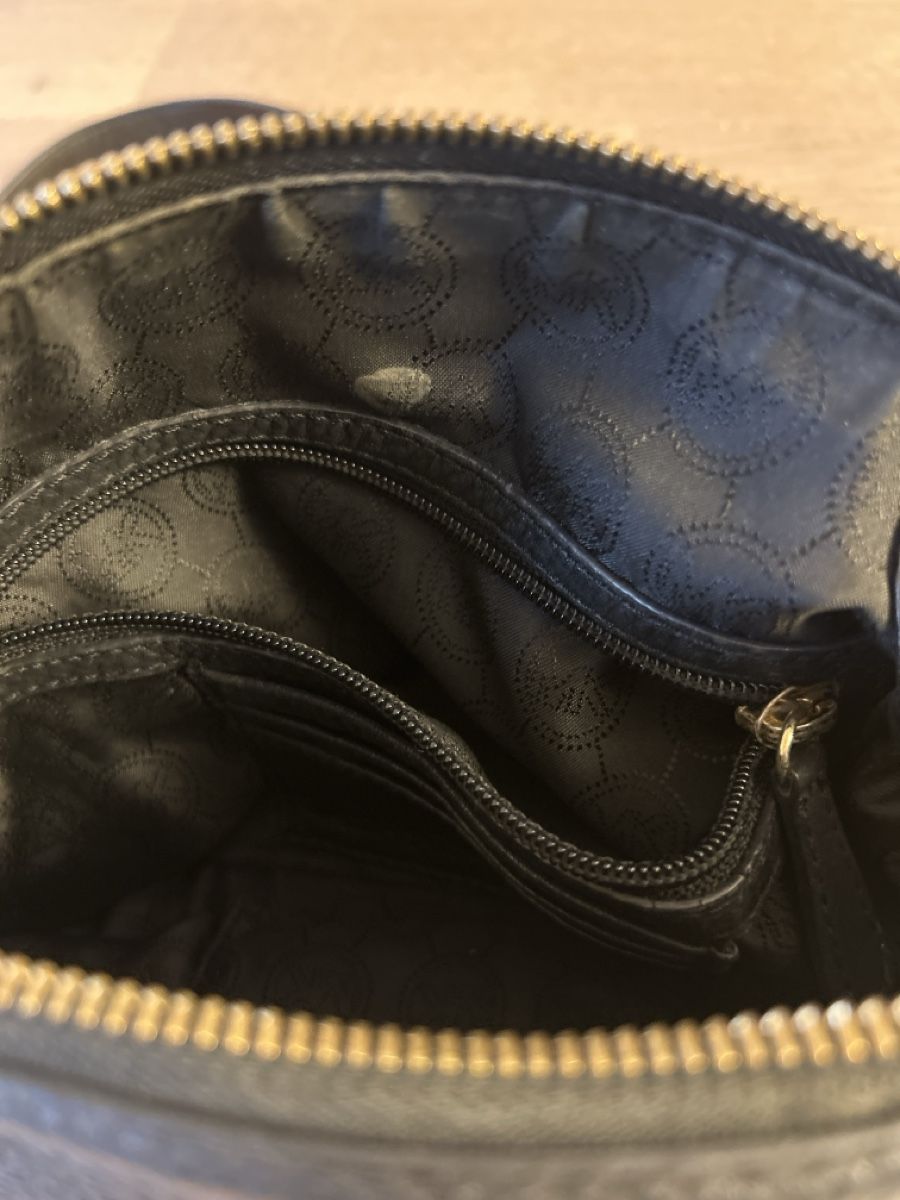 Michael Kors : MK Crossbodytasche schwarz  – Gebraucht aus Adlikon b. Regensdorf von Huegeler 2