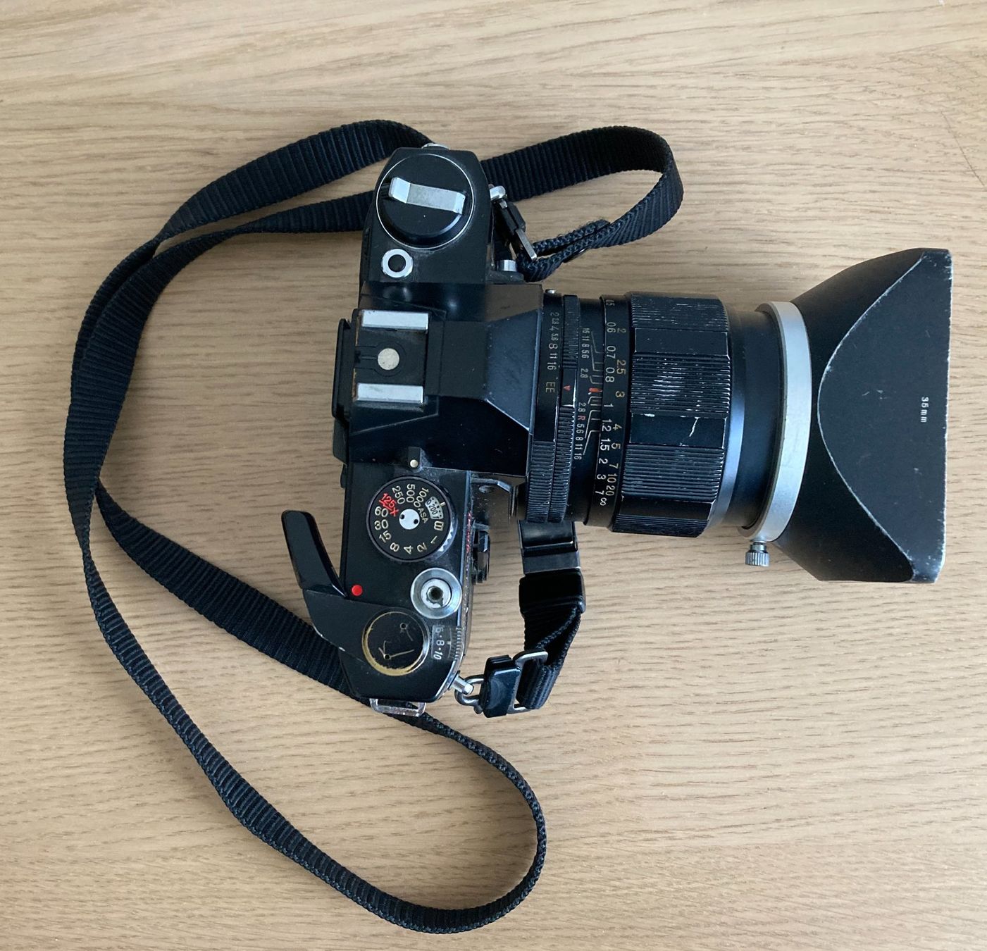 Konica Fotocamera: Konica T4 Autoreflex mechanisch mit Objektiven – Usato da Uster venduto da ju314 1