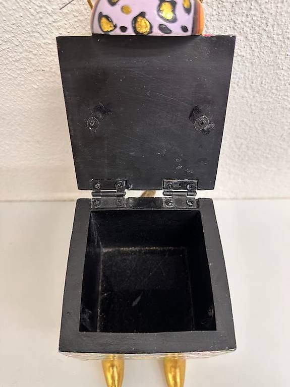Toms Drag Statuette: Original Toms Drag Katze mit Geheimfach – Usato da Obernau venduto da Arche_Noah_Brocki 8