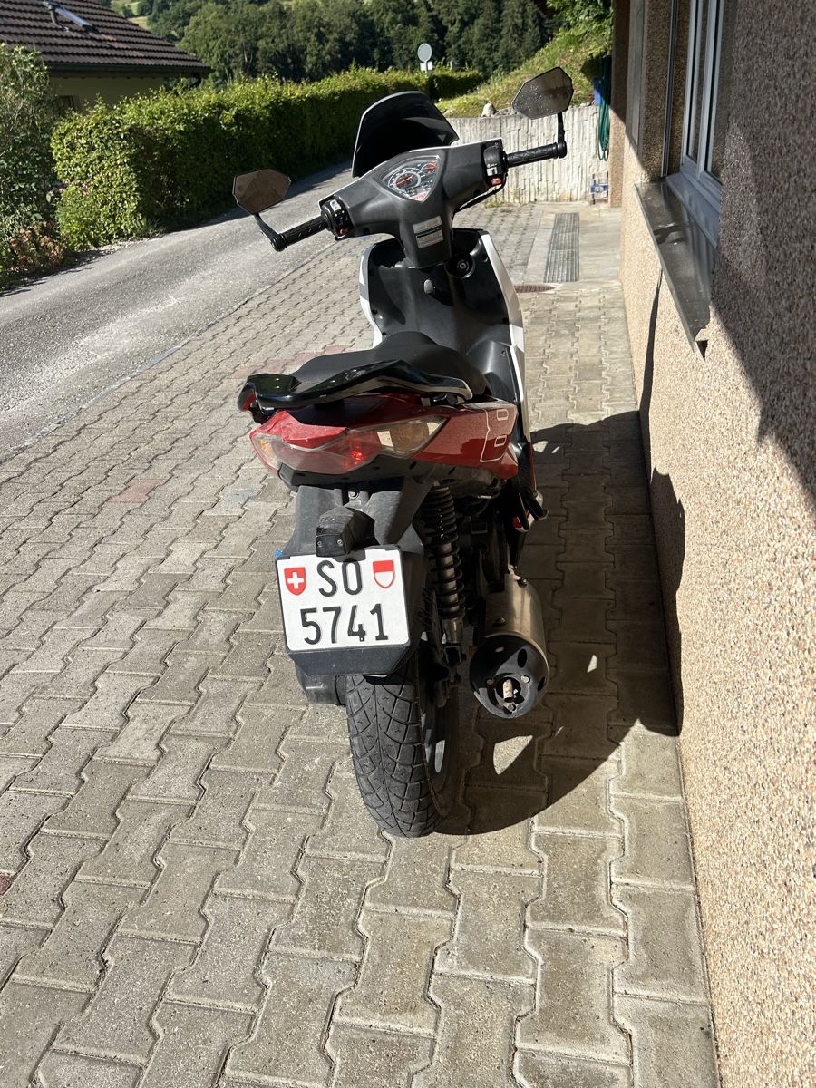 Kymco Scooters: Kymco super 8 125ccm – Gebraucht aus Bärschwil von gia_q5wn 4