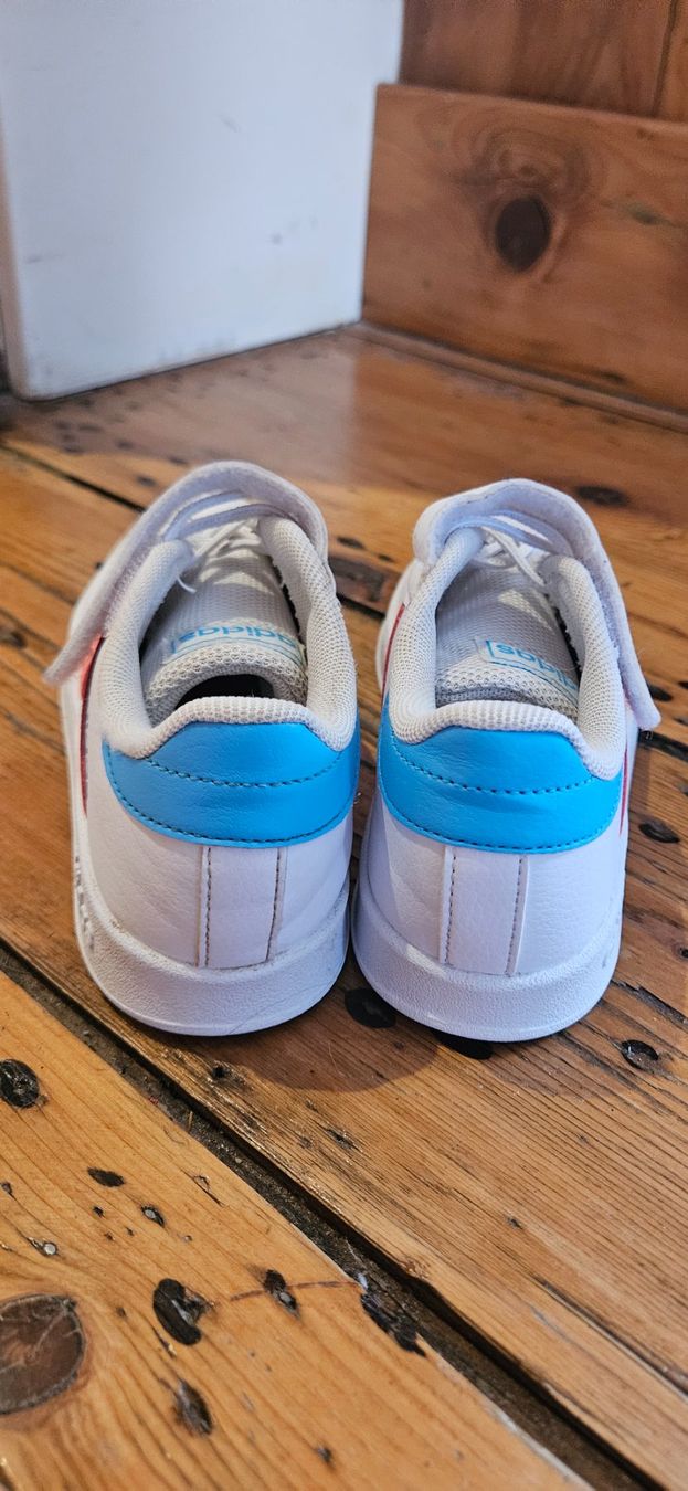 Scarpe per ragazzi: Adidas Breaknet, taille 31, parfaites le printemps ! – Usato da Vernier venduto da JulBond 5
