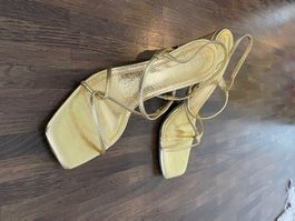 Sandro Sandalen mit Absatz Gold Heels Leder Riemchen