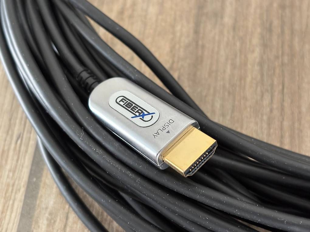 Cavi: HDMI Kabel 15 Meter (Fibre) – Usato da Rubigen venduto da mi8kue