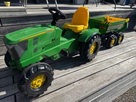 Tret-Traktor John Deere mit Anhänger guter Zustand