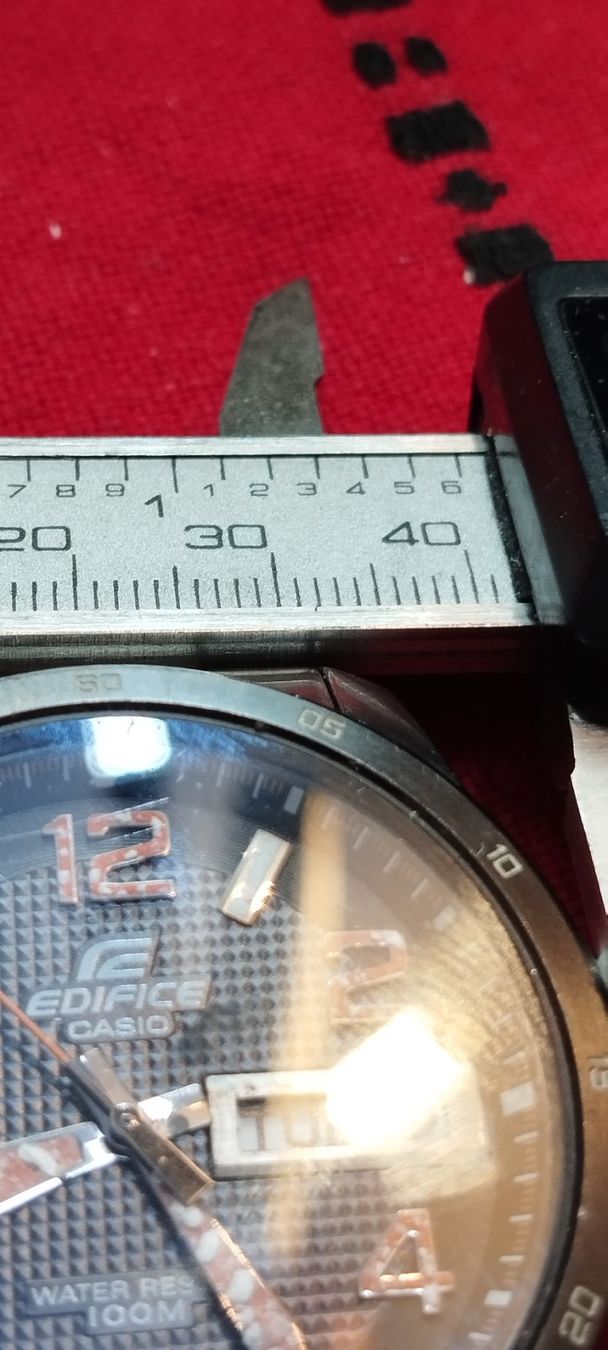 Casio Uhren: Montre casio edifice – Gebraucht aus La Chaux-de-Fonds von jac_9llg 8