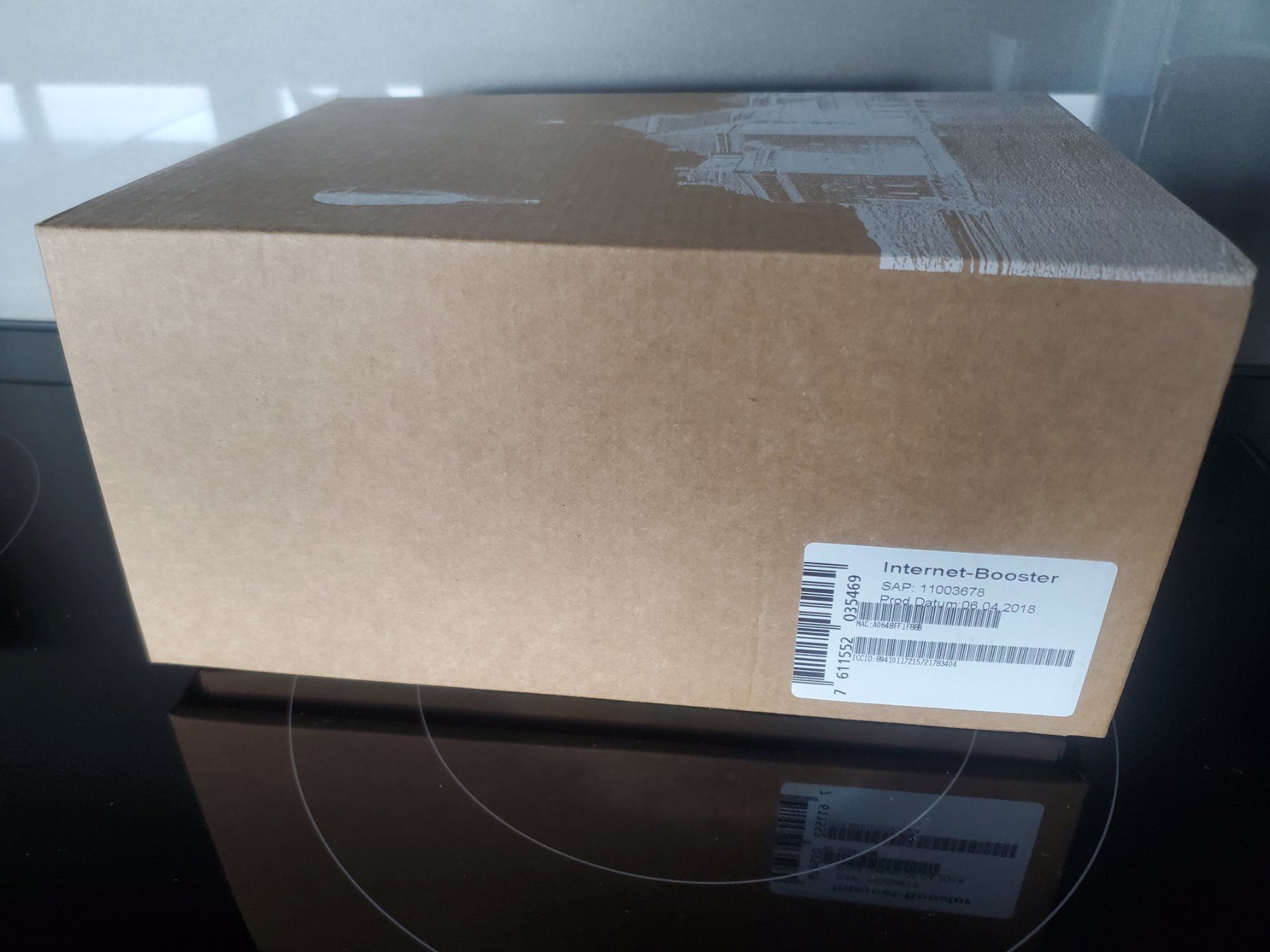 Swisscom Modem & Router: Swisscom Internet-Booster Indoor Unit NEU & originalverpackt – Nuovo e nell'imballaggio originale da Bösingen venduto da Asta0 1