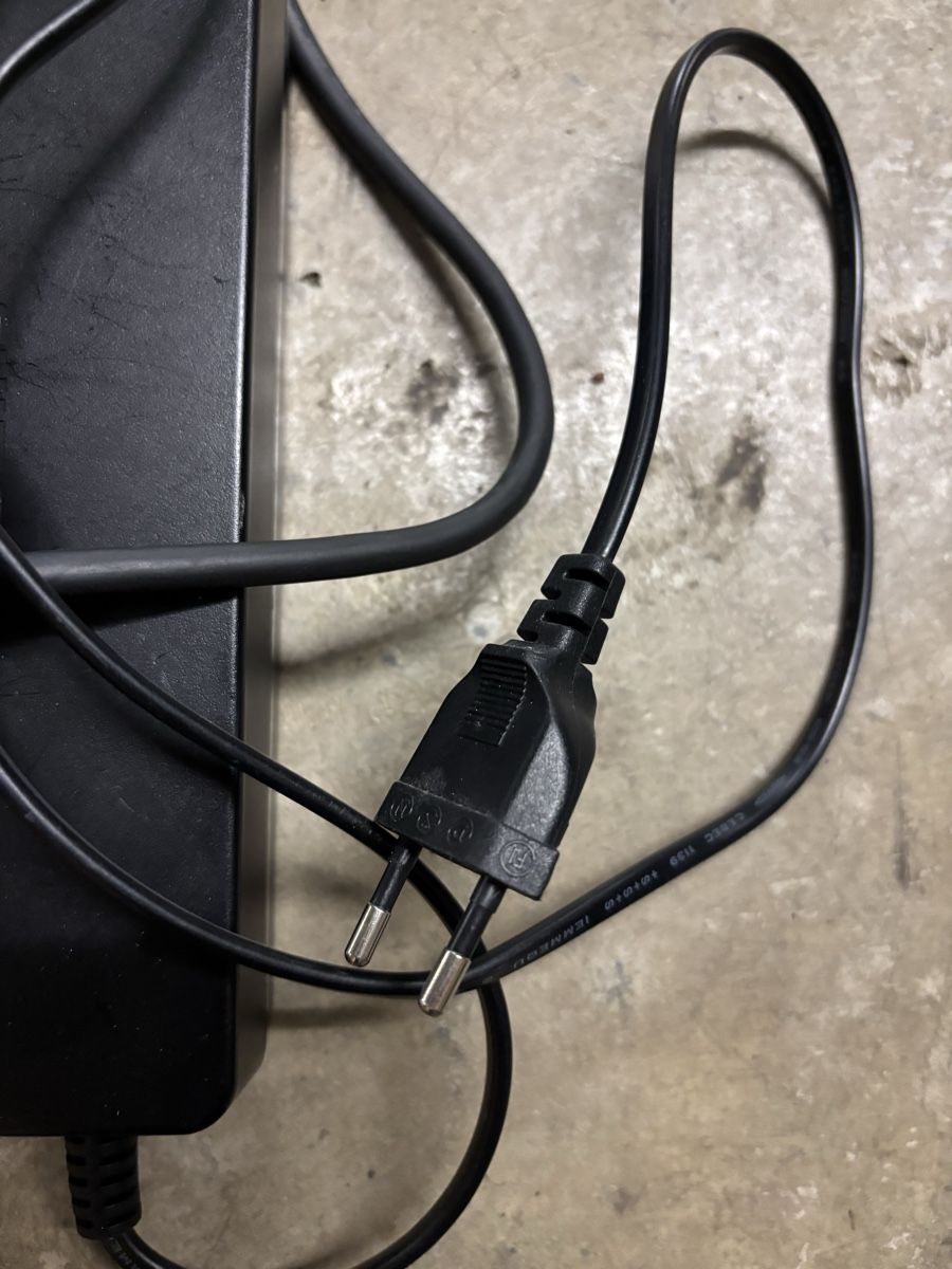 Shimano Pezzi di ricambio: Chargeur Shimano STEPS  – Usato da Perly venduto da che_mcr6 2