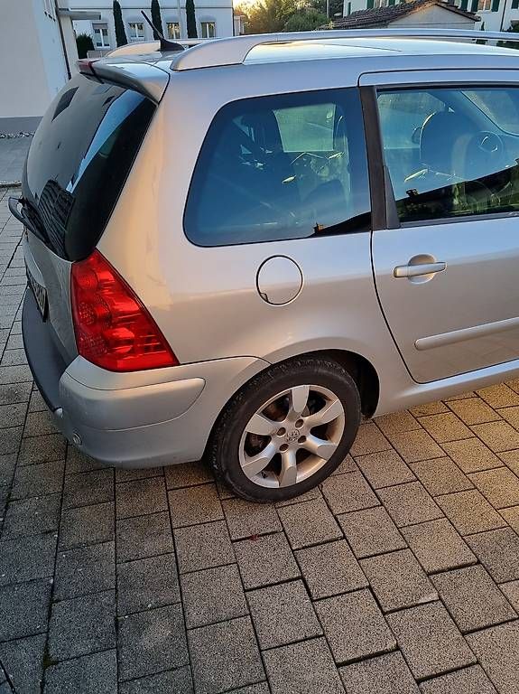 Autos: Peugeot 307 2.0 – Gebraucht aus Wil SG von R.s.w. 1