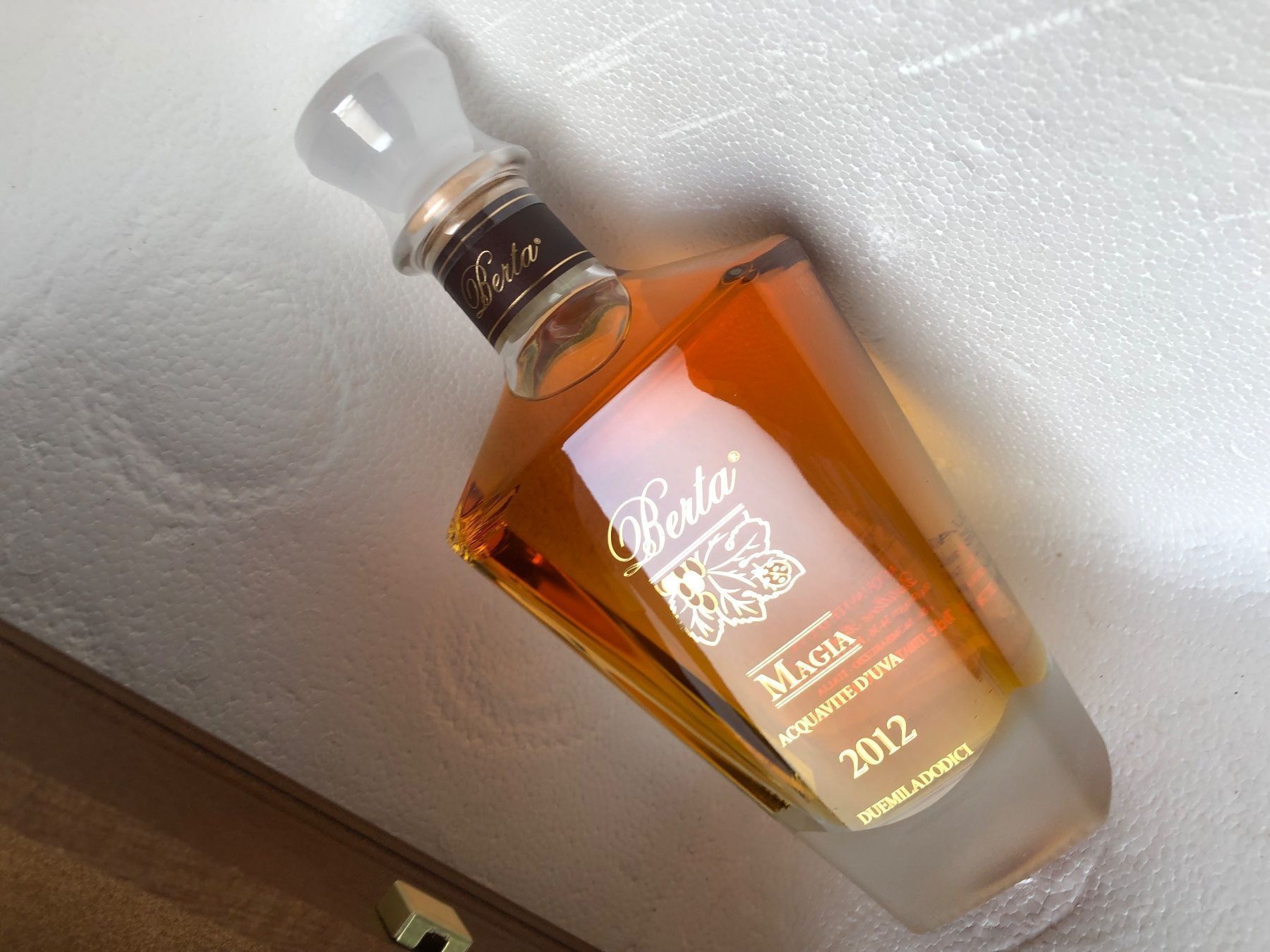 Berta Spirituosen: Grappa Distillato d'uva MAGIA BERTA 2012... – Neu und originalverpackt aus Wöschnau von Vinsale 1