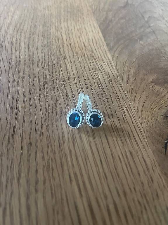 Ohrringe & -stecker: GLAMBOU Ohrenstecker - NEU! – Gebraucht aus Kehrsatz von maus2405