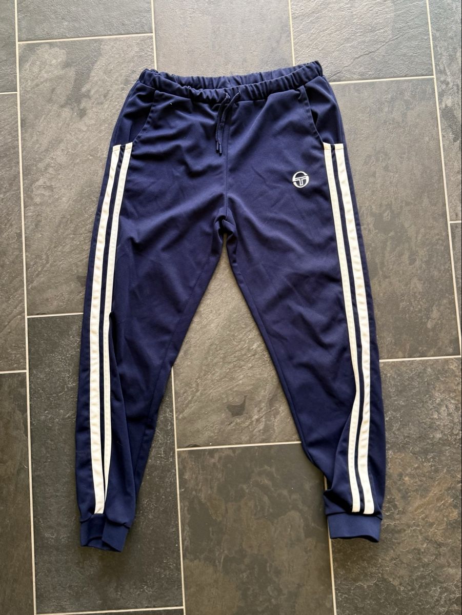 Hometrainer: Sergio Tacchini Trainer L – Gebraucht aus Nürensdorf von gia_82qt