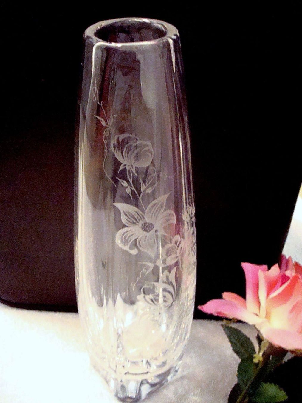 Vasen & Gefässe: Kristallglas Vase, Blumenmotiv geritzt – Neu (gemäss Beschreibung) aus Ueberstorf von dinbau 2