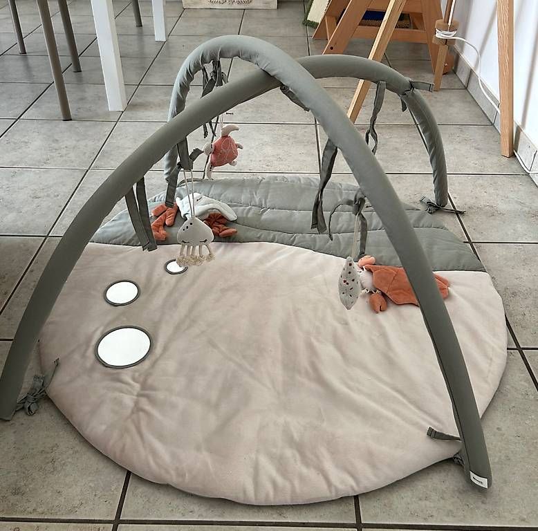 Tappeto da gioco: Vendo Palestrina gioco – Usato da Gordola venduto da arw_fl8h