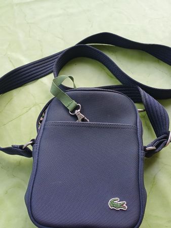 Lacoste Umhängetasche blau