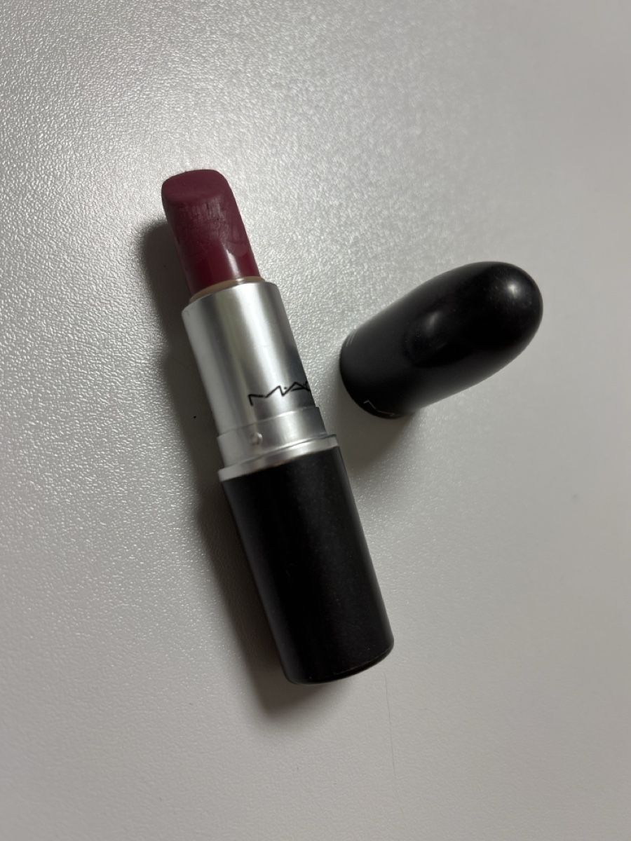 MAC Lippenstift Amorous ACA Satin Perfekt für den Herbst (Gebraucht