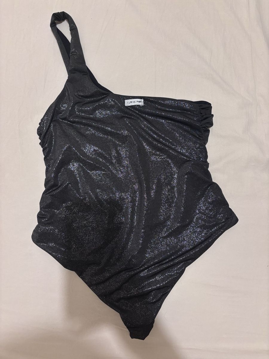 Costumi da bagno & Bikini: Costume intero elegante monospalla nero cangiante argento – Nuovo (secondo la descrizione) da Zürich venduto da mat_58mf 1