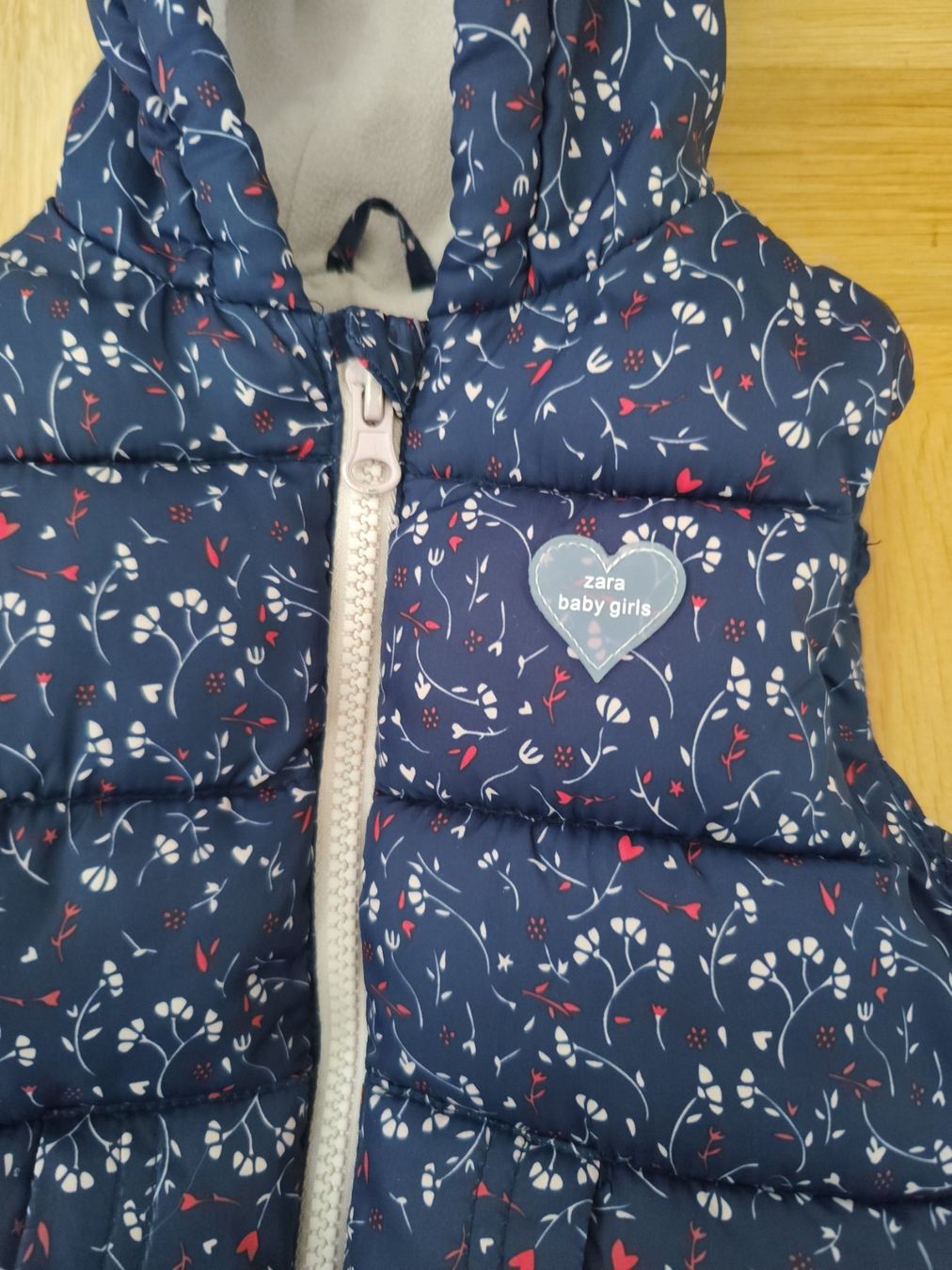 Zara Sonstige Kleidung: Gilet, Grösse 86 – Gebraucht aus Reinach BL von chilller92 1