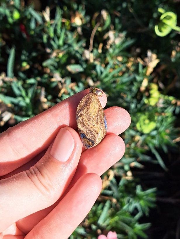 Pietre preziose: Boulder Opal aus Australien Anhänger – Nuovo e nell'imballaggio originale da Richterswil venduto da Viorella 4