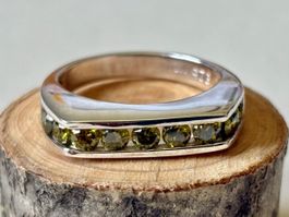 Ring mit grüne Schmucksteinen, S925, Gr. 57