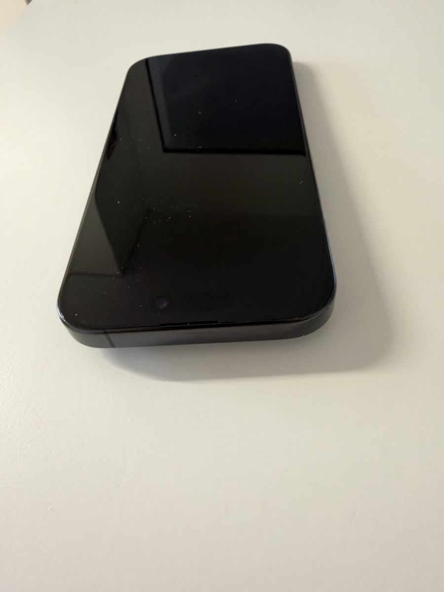 Apple Handys / Smartphones: iPhone 16 Pro 256 GB – Gebraucht aus St.Gallen von PiGi05