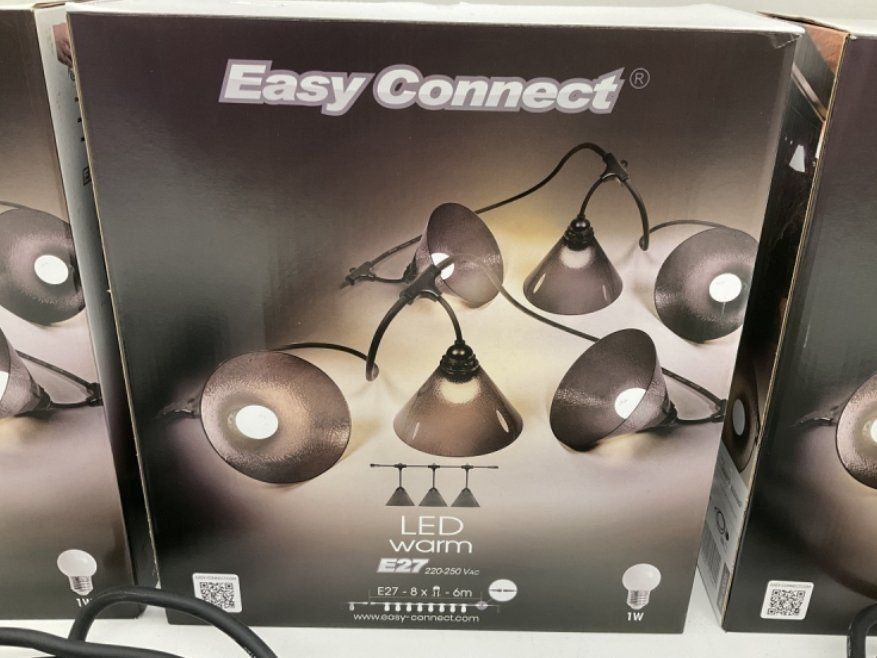Ghirlande e barre luminose: Neue LED Lichterkette – Nuovo e nell'imballaggio originale da Buchs SG venduto da sem_vd5r
