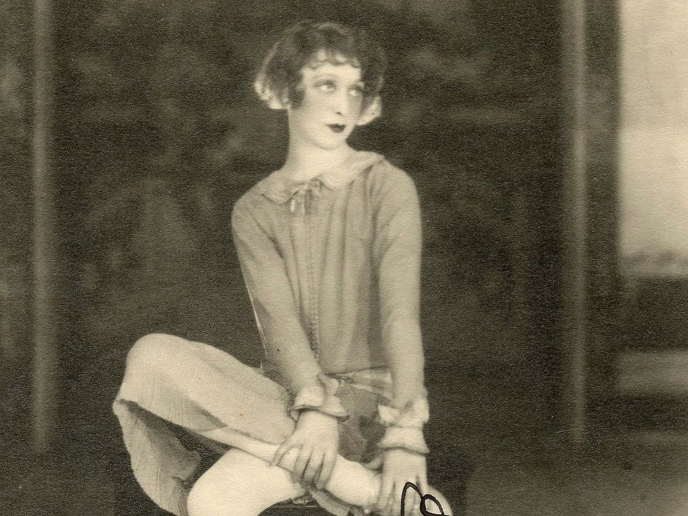 Autogramm Binnie Hale (Spread a Little Happiness) Kaufen auf Ricardo