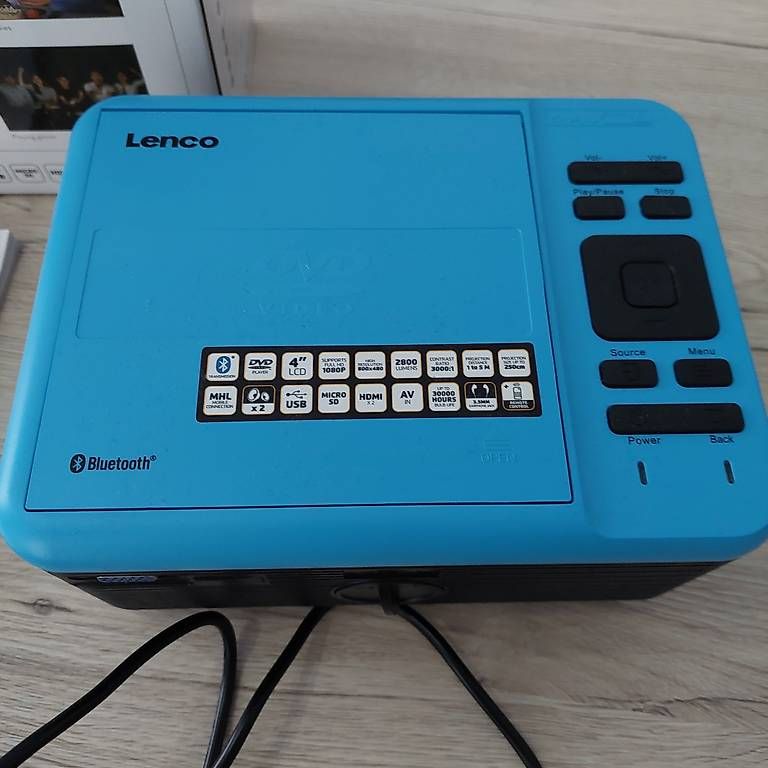 Lenco Lettore multimediale portatile: Lenco Projector mit DVD Player – Usato da Kollbrunn venduto da bahati 4