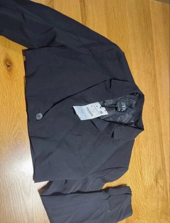 Blazer noir Zara neuf avec étiquette taille L neuf