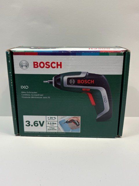 Bosch Perceuses: BOSCH IXO Akku-Schrauber 3.6V neu – Neuf avec emballage d'origine à Basel par dav_b5gb