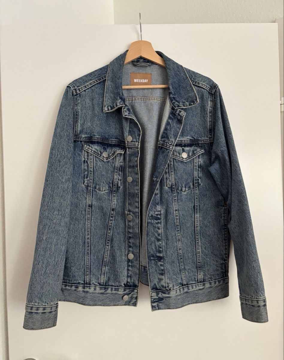 Weekday Giacche: Jeansjacke Weekday M – Usato da Biel-Benken BL venduto da frauvomfluss