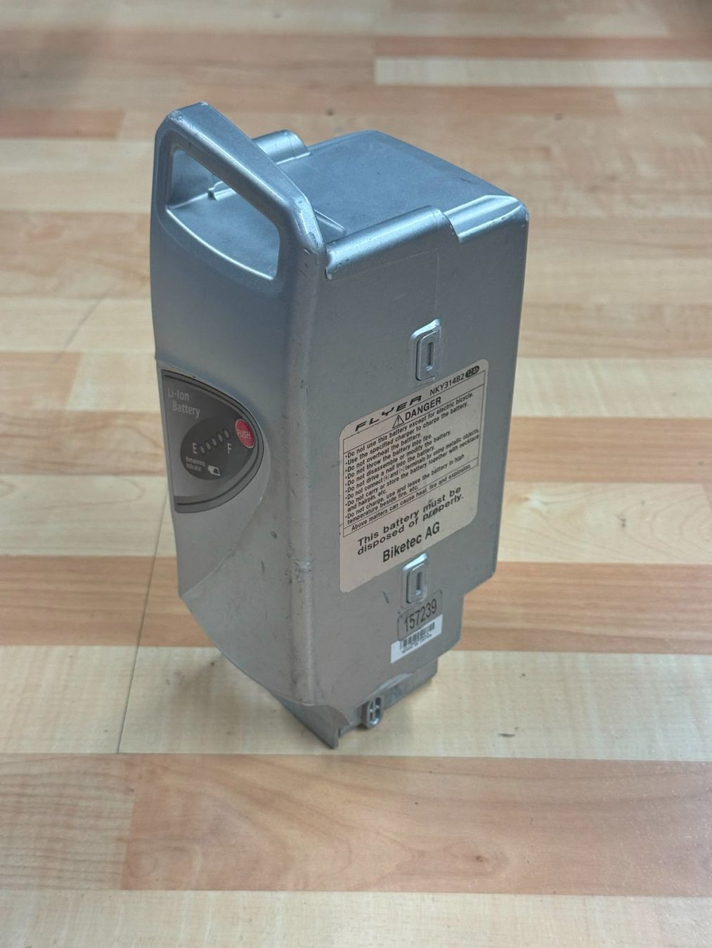 Flyer Batteries: Flyer NKY314B2 26V/12Ah – Défectueux à Aristau par SwissVolts_Akkus 1