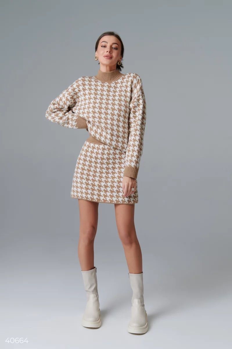 Lotti di vestiti: Beige Knitted Set with Skirt New – Nuovo e nell'imballaggio originale da Zürich venduto da Ms.Me-Fashion 3
