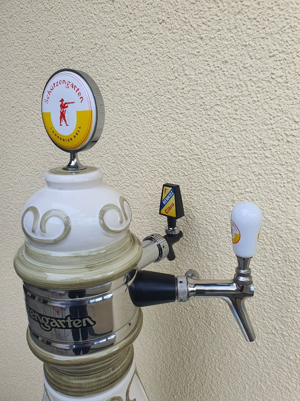 Altro per Gastronomia & Hotel: Schöne Schützengarten Bierzapfsäule – Usato da Ganterschwil venduto da shokobons123 4