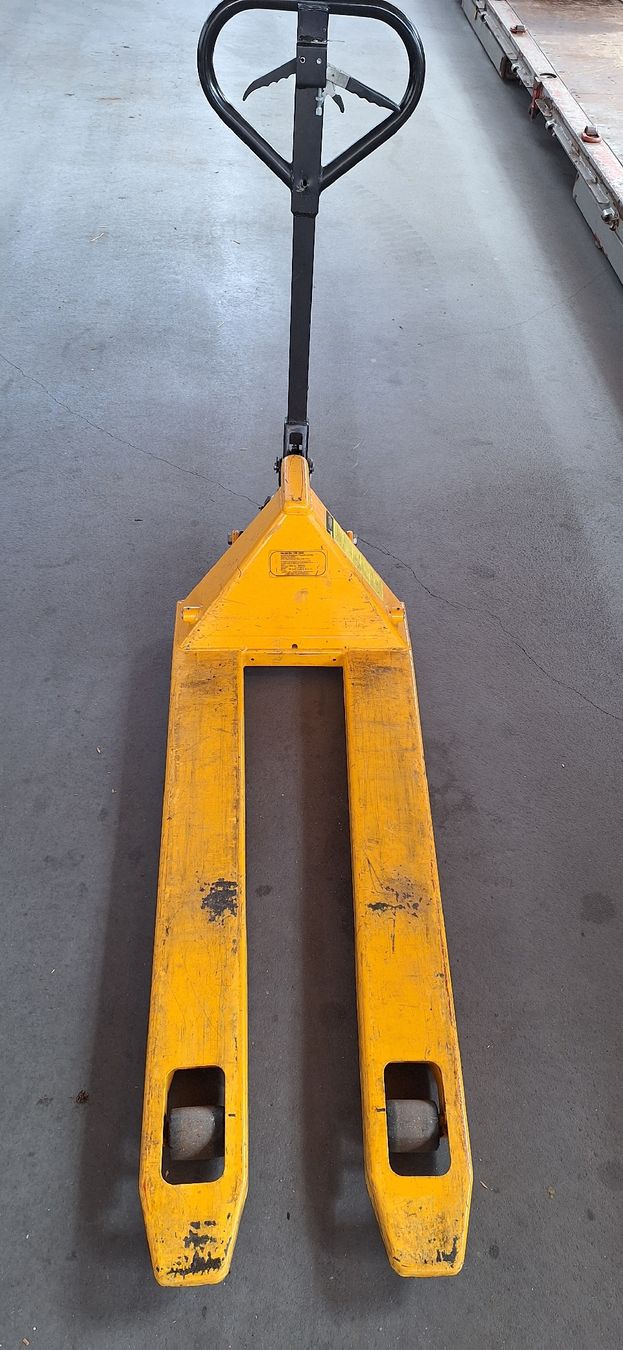 Carrelli elevatori e a forche: Hubwagen Modell DB 2000 2000 kg Tragkraft gebraucht – Usato da Langnau b. Reiden venduto da Erzierzi 1