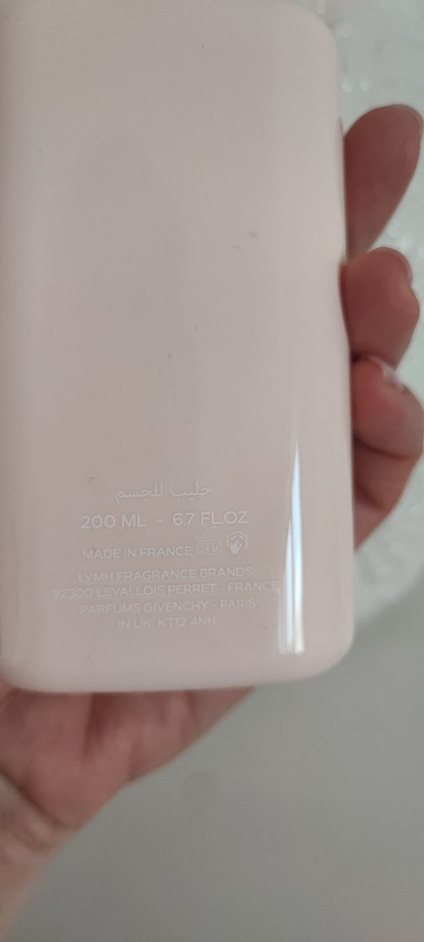 Givenchy Idratazione: Givenchy Irresistible Body lotion 200 ml – Usato da Rickenbach-Sulz venduto da Krisztike 1
