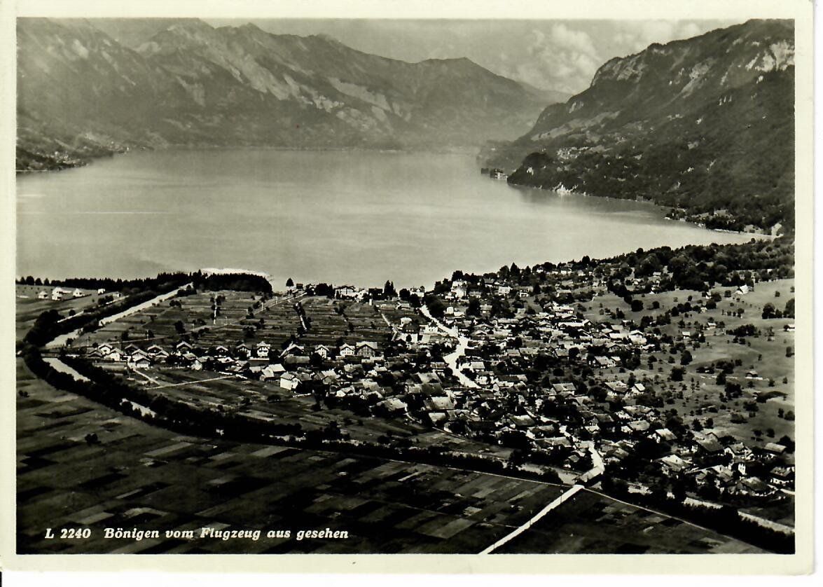 Cartoline postali: Bönigen vom Flugzeug aus gesehen – Usato da Hochdorf venduto da Ziegel-16