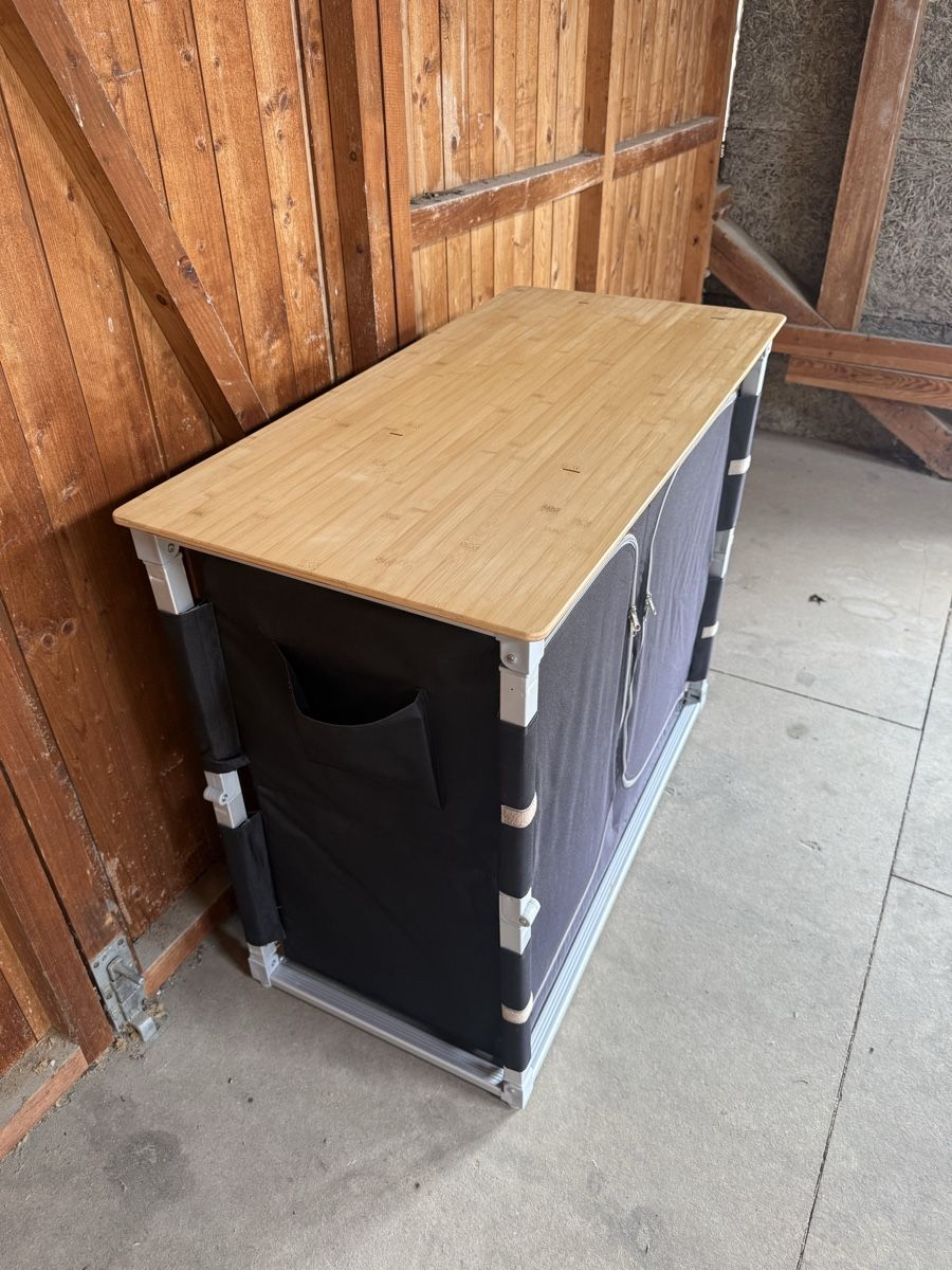 Cuisines complètes: Berger Campingküche Deluxe – D'occasion à Amlikon-Bissegg par nauma05 2
