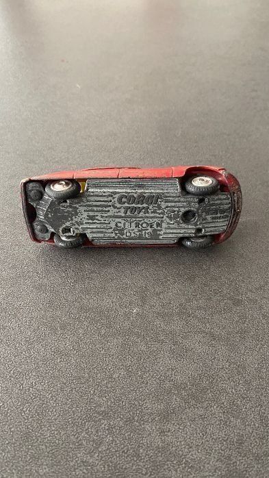 Corgi Toys Modellini d'auto: Corgi Toys Citroen DS 19 rouge – Usato da Meyrin venduto da Abac007 4