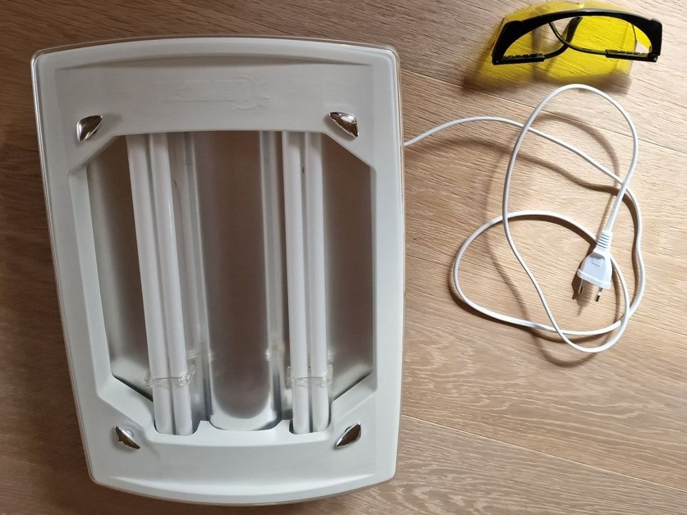 dermfix UVB Lampe Vitamin D Tageslichtlampe Kaufen auf Ricardo