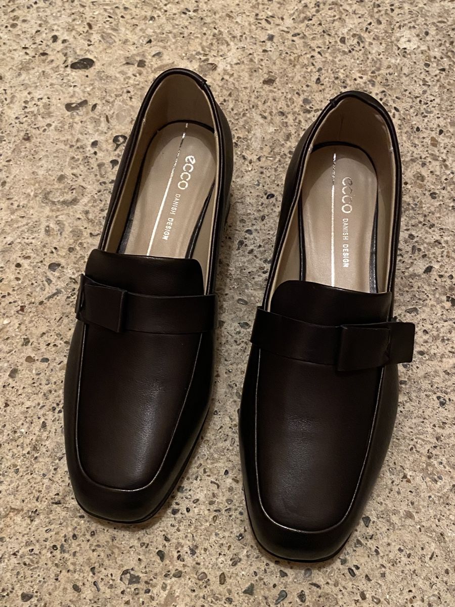 Ecco Scarpe da donna: Totally new Ecco thick heel shoes – Nuovo (secondo la descrizione) da Thalwil venduto da zhe_69pd