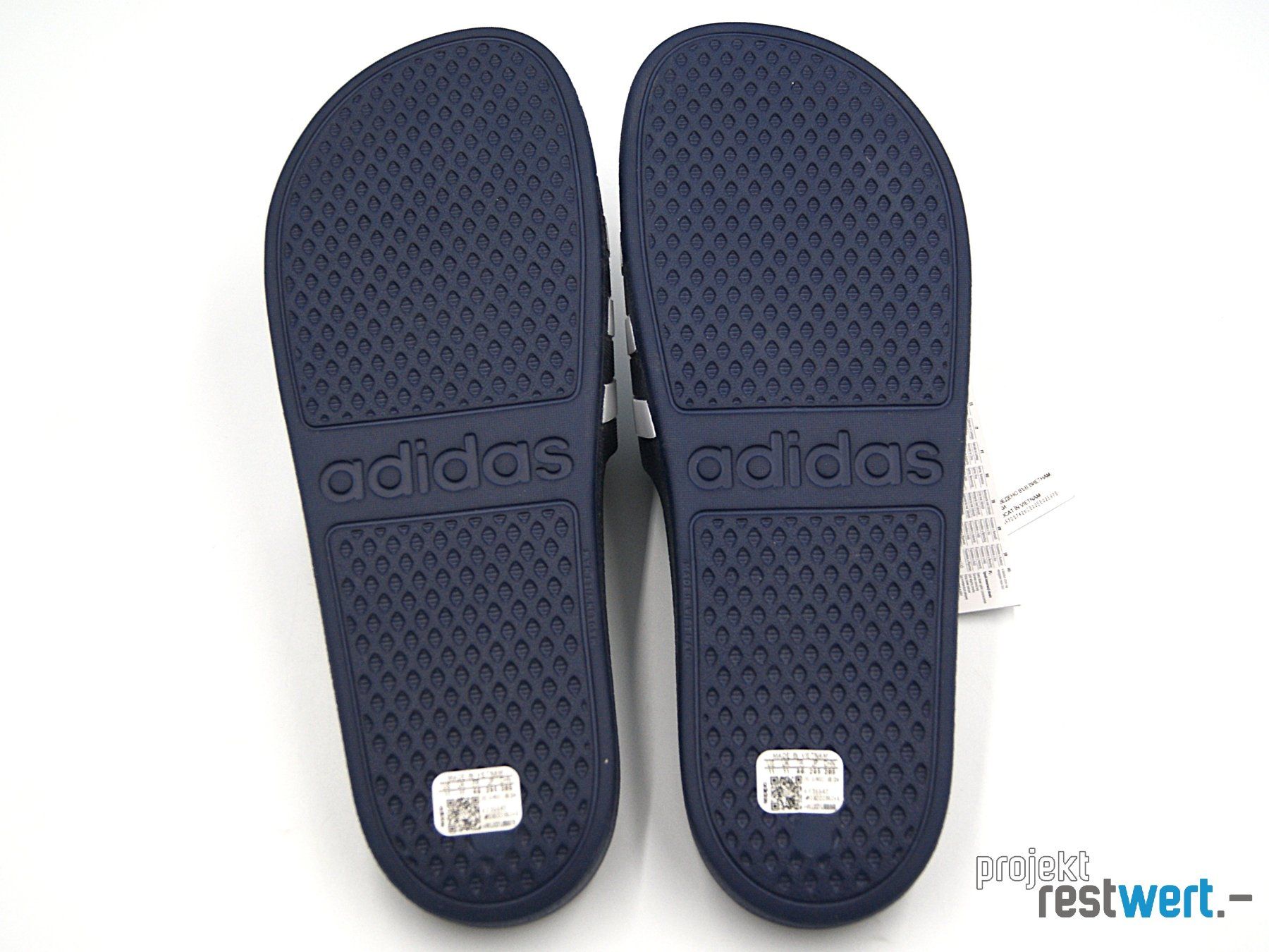 Adidas Scarpe da uomo: Aqua Slides Adilette von ADIDAS – Nuovo (secondo la descrizione) da Bülach venduto da restwert_buelach 2