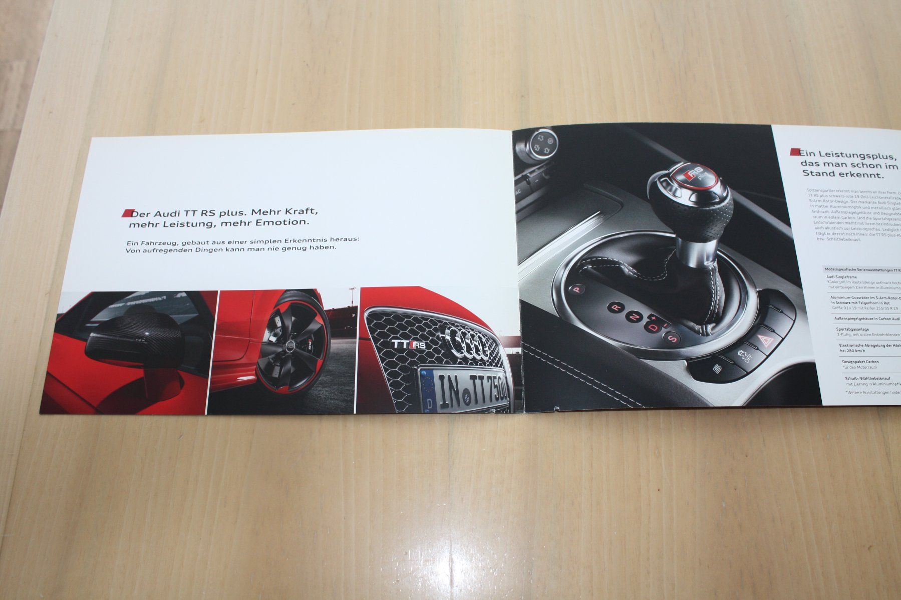 Audi Documenti: Audi TT RS plus Coupe & Roadster- Original Prospekt - 2/2012 – Usato da Wikon venduto da erwin400 4