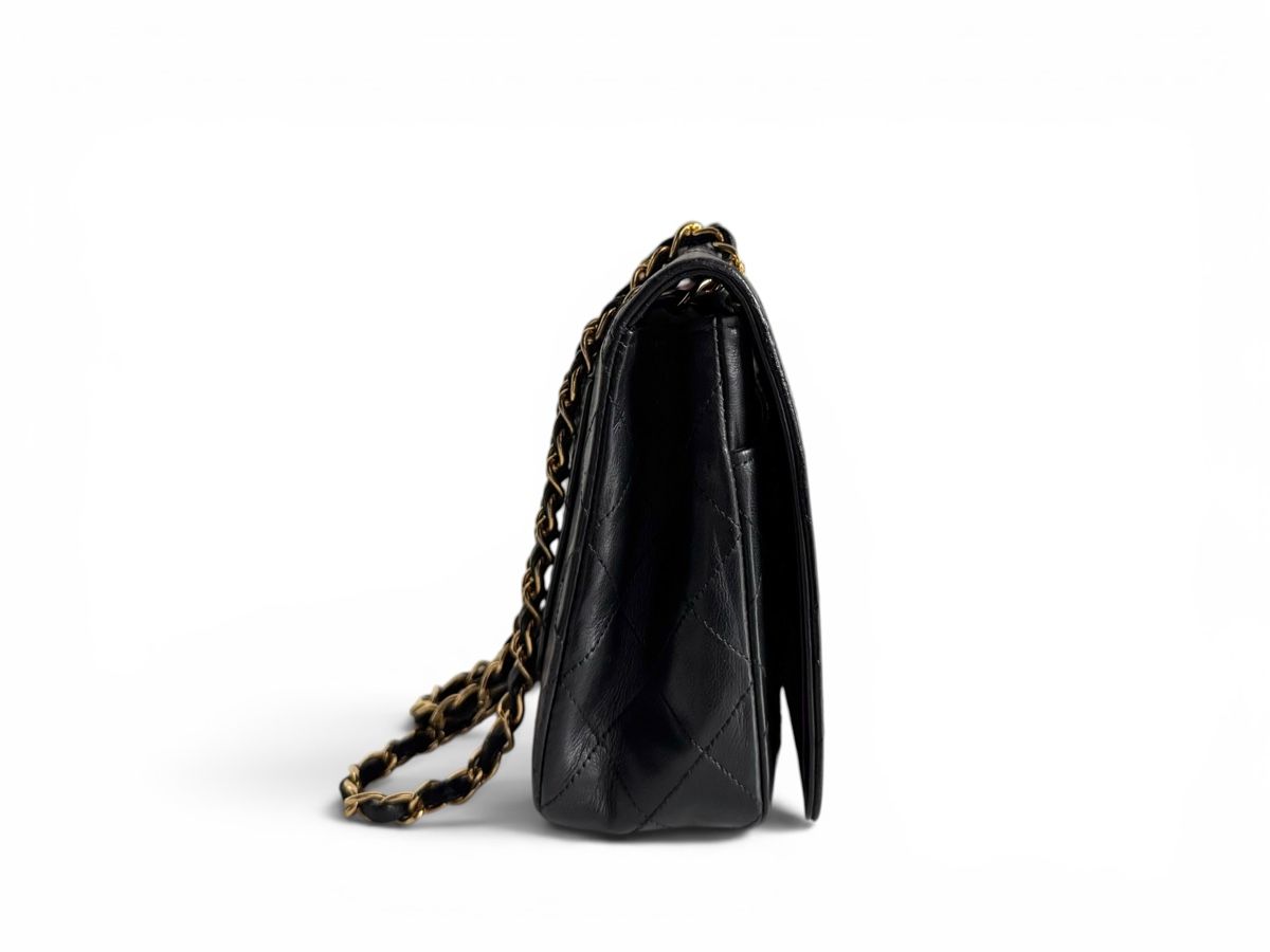 Chanel Borse da donna: CHANEL Lambskin Quilted Small Single Flap Tasche – Usato da Kriens venduto da hannaandkiko 1