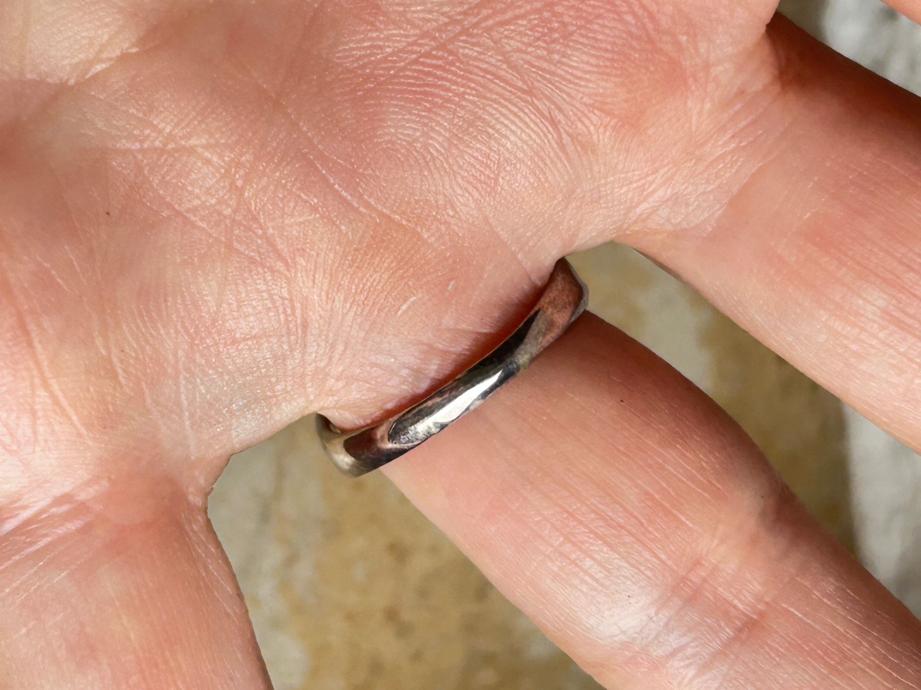 Ringe: Moderner Silberring verbunden Grösse 53 – Gebraucht aus Laufen von belleskulptur 2