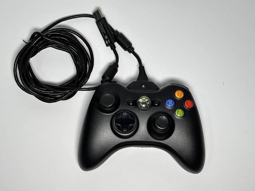 Microsoft Console: Xbox 360 S | Controller + 2 Giochi | 250GB – Usato da Gordola venduto da kar_gy5g 5