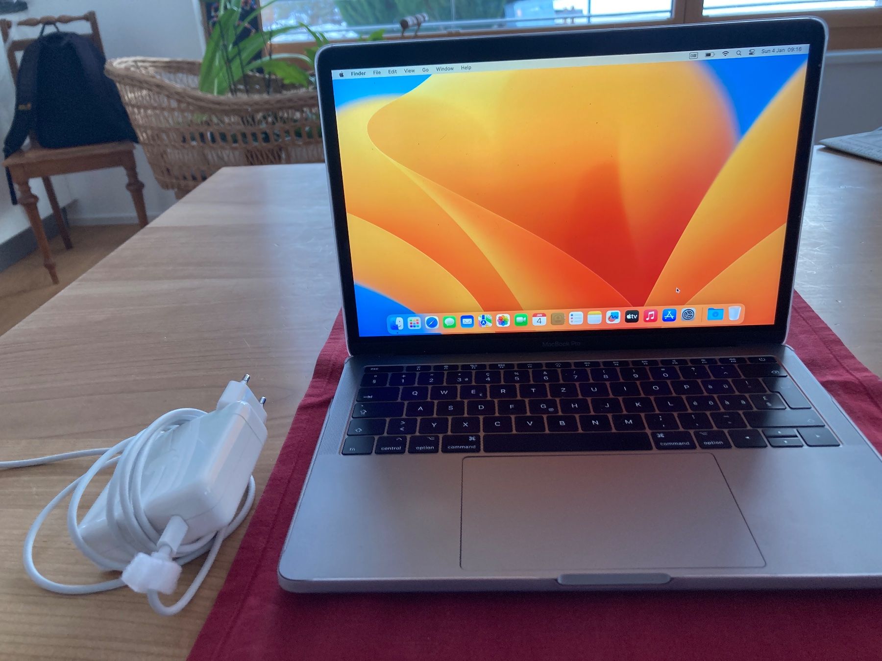 Apple Portables: MacBook Pro 13" 2017 / 500B SSD – D'occasion à Lupsingen par musicofnote1 4