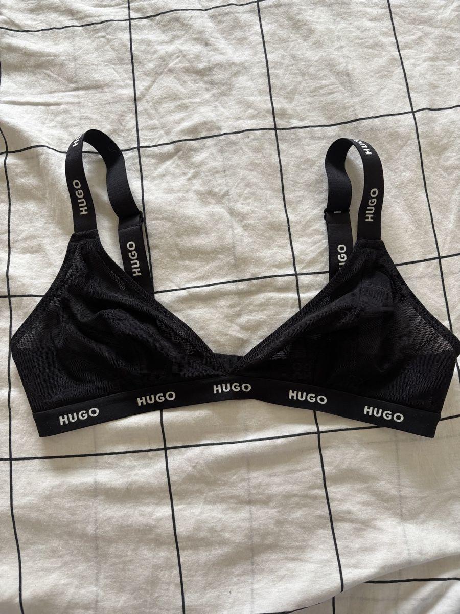 Hugo Boss Top: HUGO BLACK BRALETTE – Nuovo (secondo la descrizione) da Bern venduto da kri_y8h8