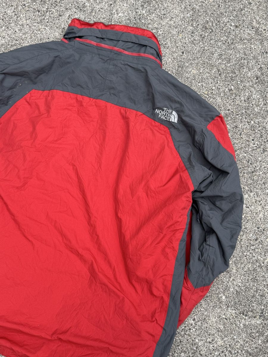 North Face Giacche: The North Face Gorpcore HyVent Jacket Red Black XXL – Usato da Effretikon venduto da syrrrrre 8