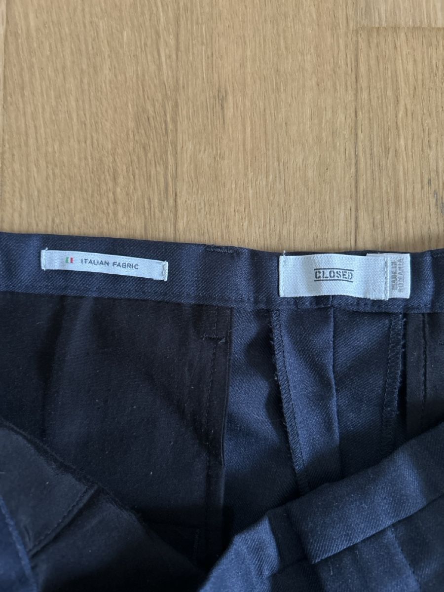Closed Hosen: Closed carrot trouser 28 wool – Gebraucht aus Adliswil von mollymoo 1