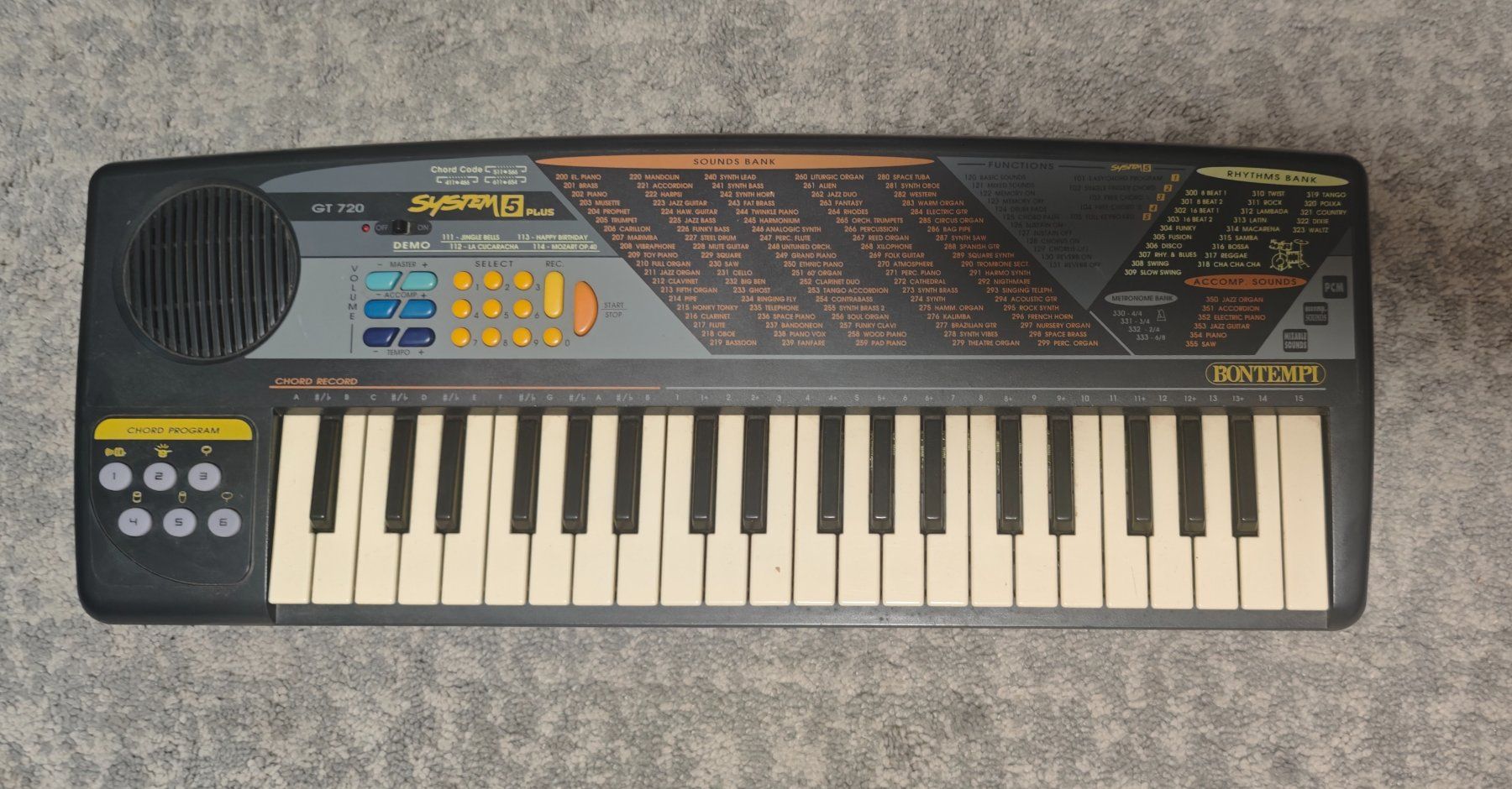 Bontempi Musikinstrumente: Bontempi GT 720 System 5 Plus Electronic Keyboard – Gebraucht aus Gams von MissTraveller 1